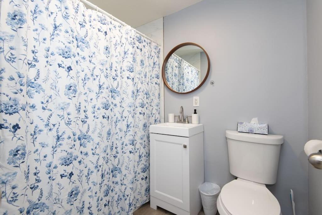Appartement Lovely 3bedroom With Free Parking On Premise *